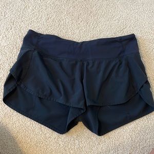 Black Lululemon Speed Up Shorts 2.5